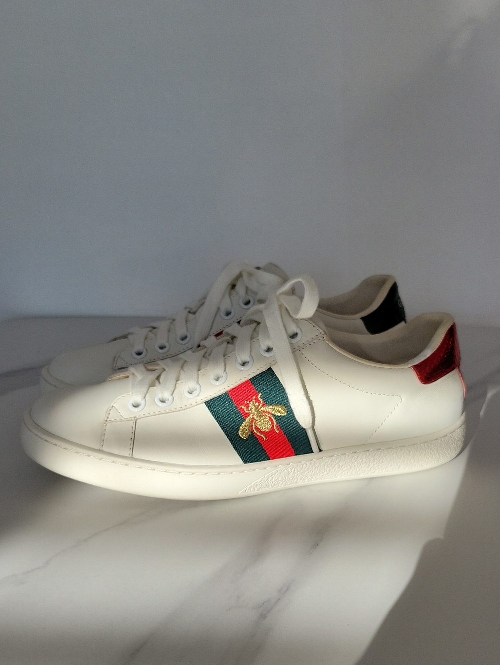 Gucci Ace sneaker with bee White Sneakers